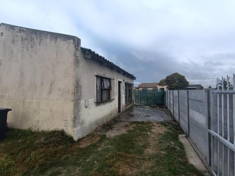 2 Bedroom Property for Sale in Belhar Western Cape
